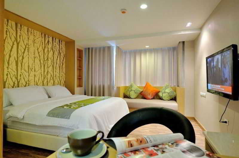 Nantra Retreat And Spa Bangkok Esterno foto