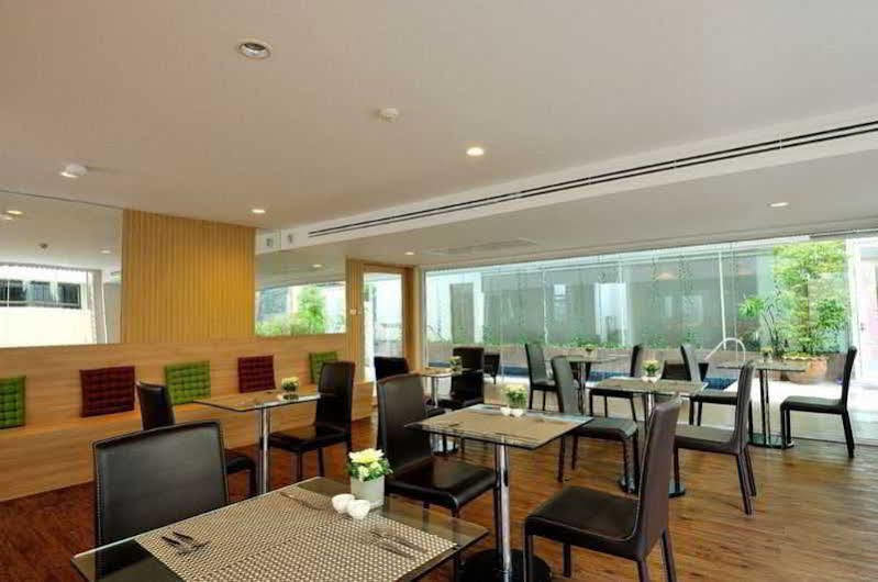 Nantra Retreat And Spa Bangkok Esterno foto